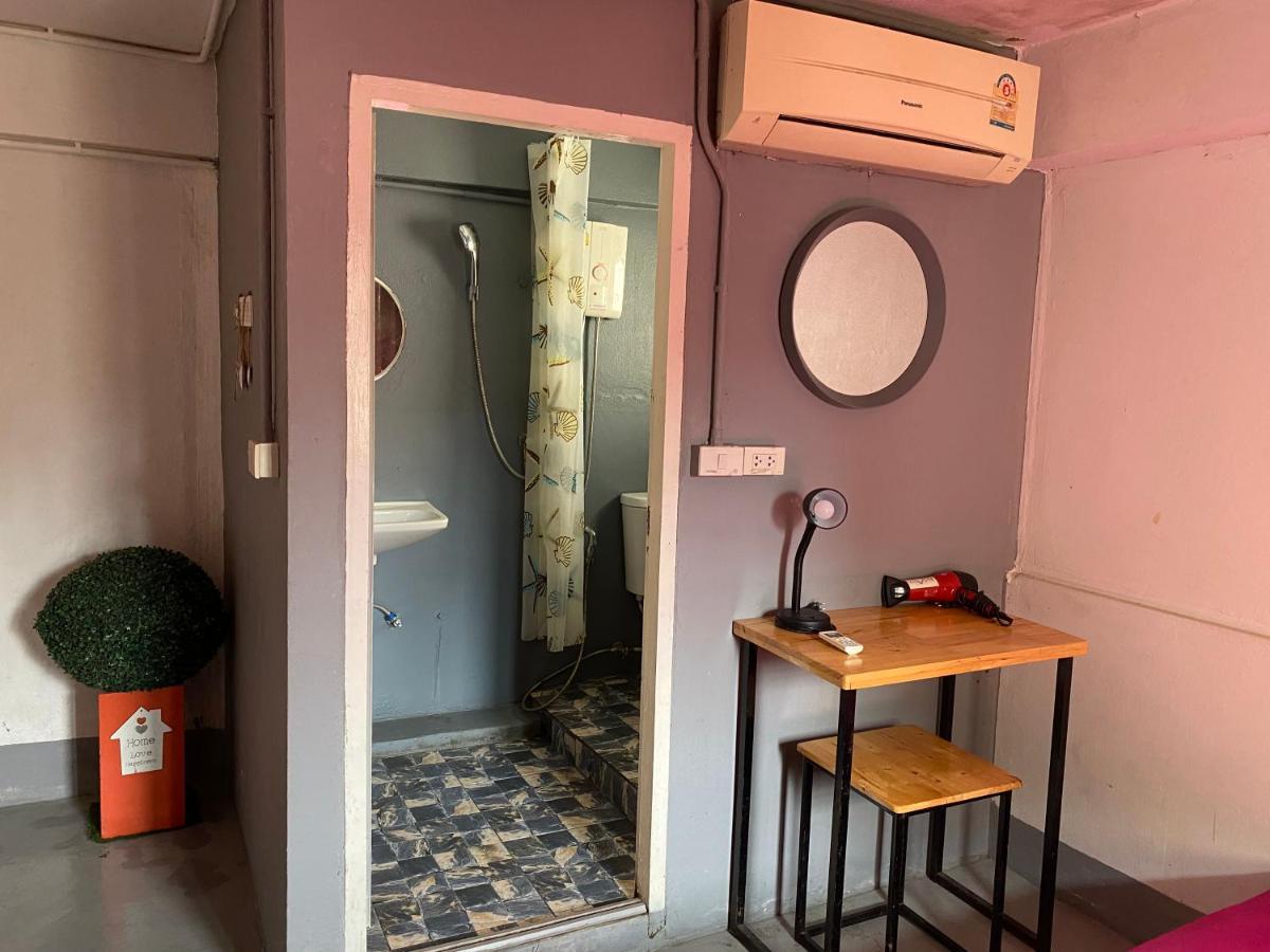Love Cnx Guesthouse Csiangmaj Kültér fotó